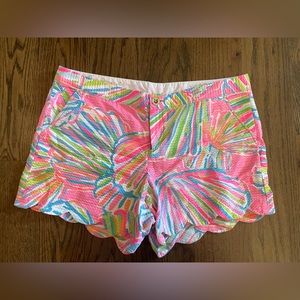 Lily Pulitzer Scalloped shorts